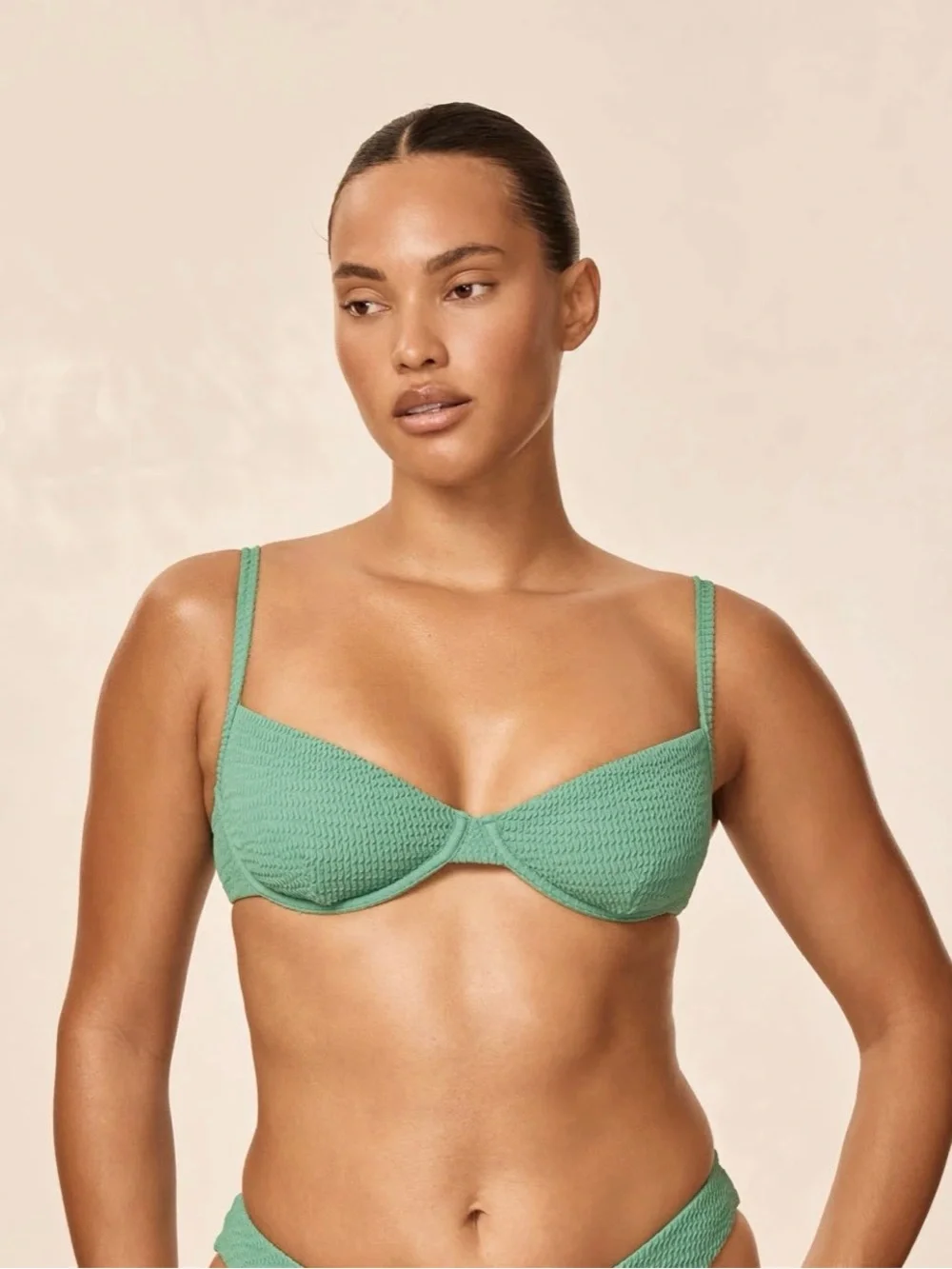 Monday Swimwear underwire cups